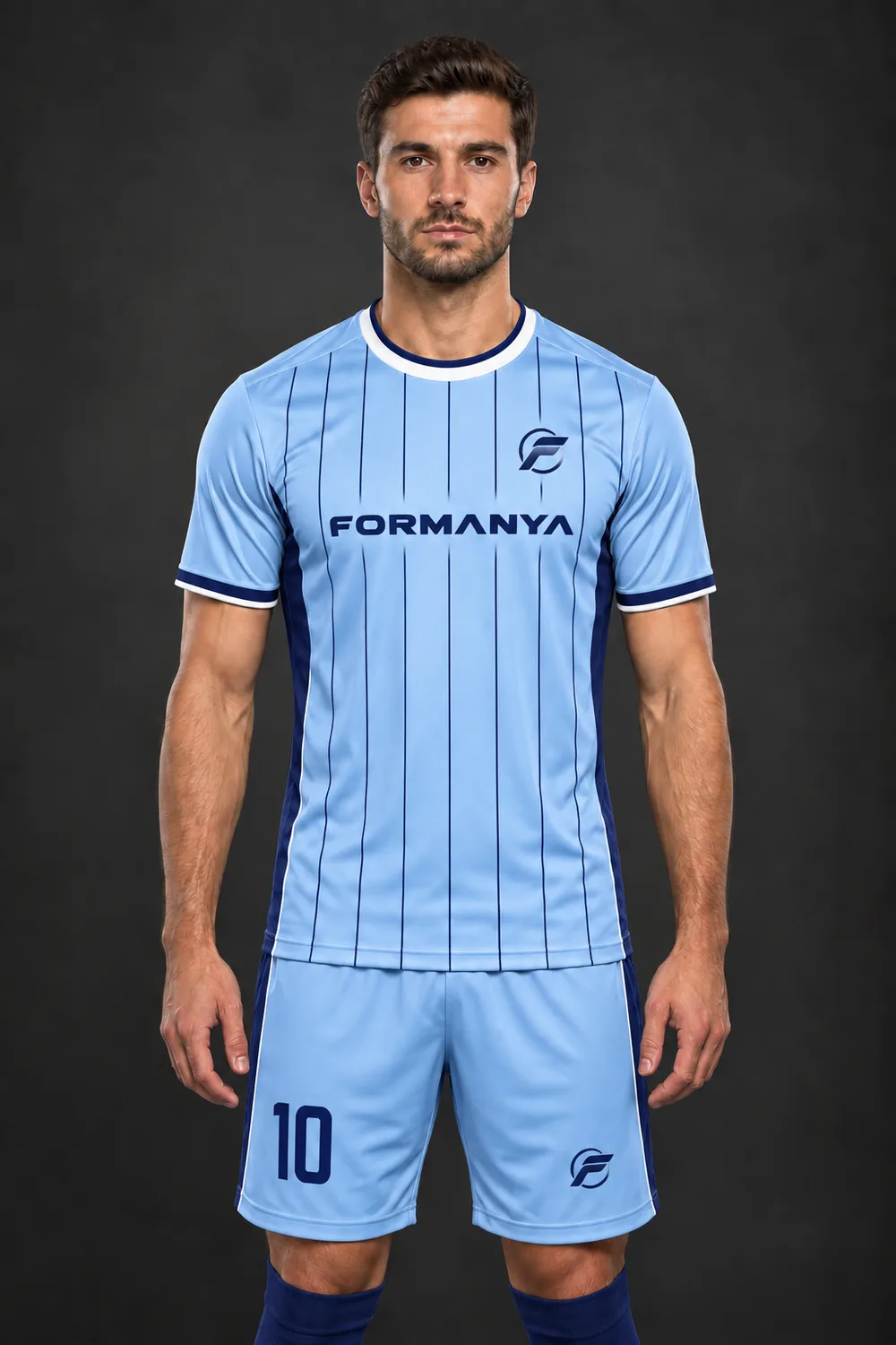 Gök Mavisi futbol forması, ön görünüm
